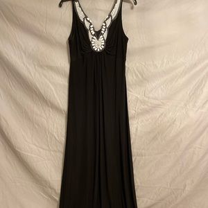 Ronnie Nicole size 6 long Black with bead work